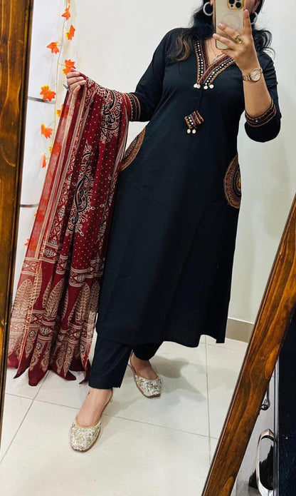 Black Kurta Pant Set with Red Ajrakh Dupatta